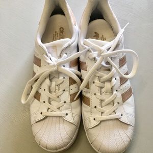 Adidas Superstar rose gold